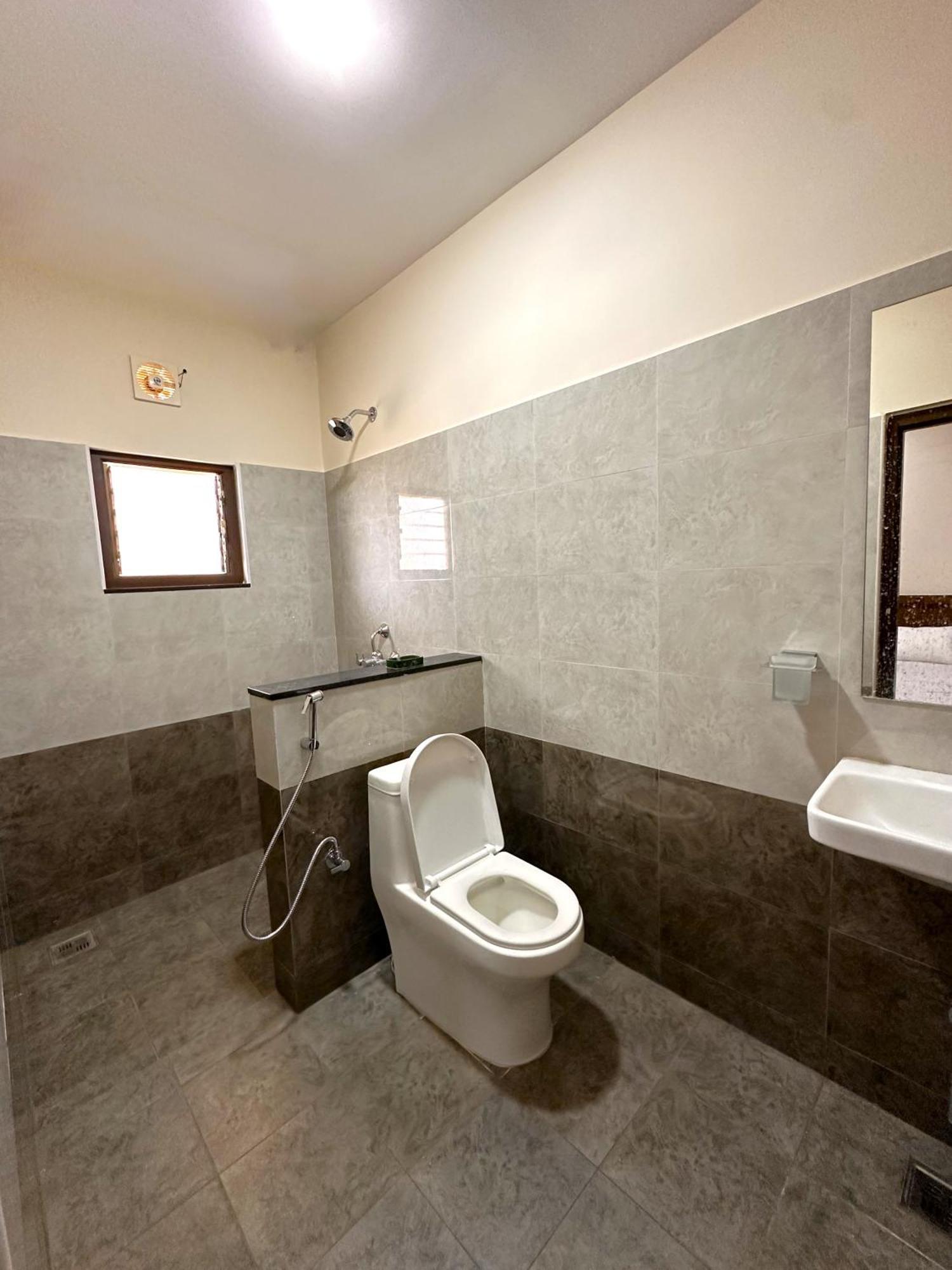 Tulip Homes Coimbatore Luaran gambar